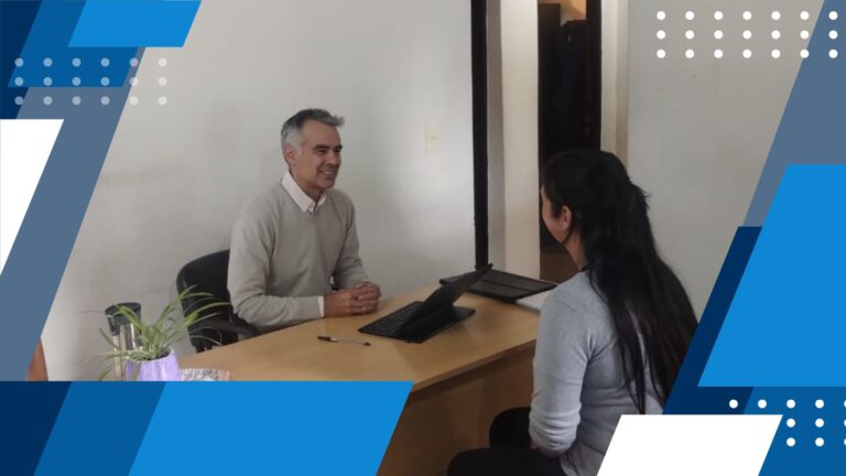 Persona siendo atendida